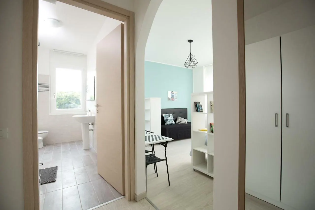 Rimini Youth Apartment 0*,