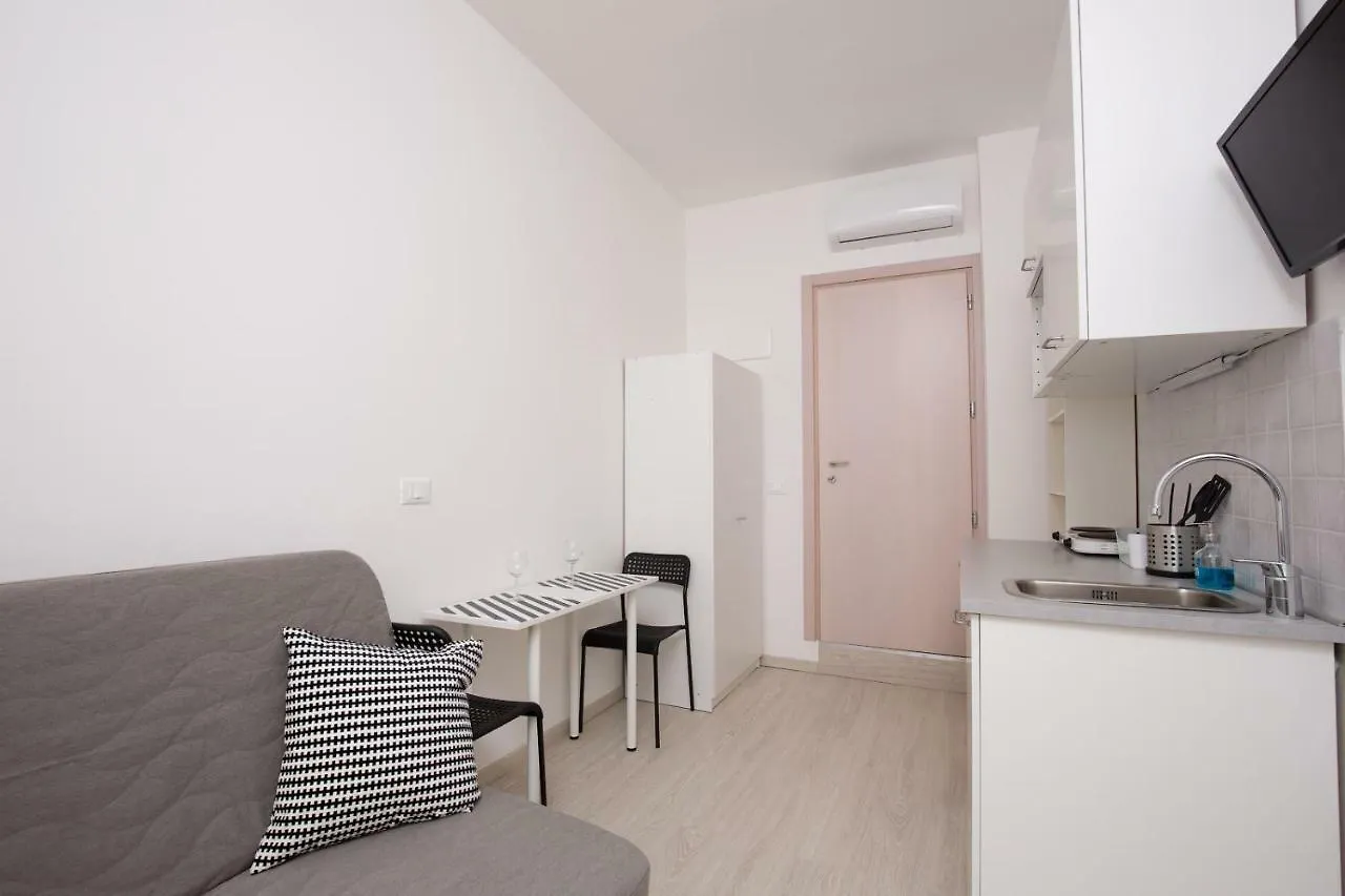 Rimini Youth Apartment Italy